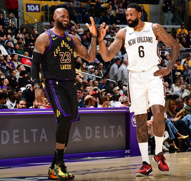 欧冠历史战绩-轰21+7+7延续纪录！41岁勒布朗助湖人取三连胜 放弃刷分一幕显格局|詹姆斯|鹈鹕|东契奇|新奥尔良鹈鹕队|勒布朗-詹姆斯_新浪体育_新浪新闻